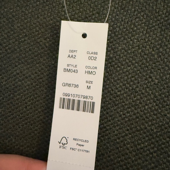 J. Crew Men's Olive Crewneck Sweater - Picture 5 of 13